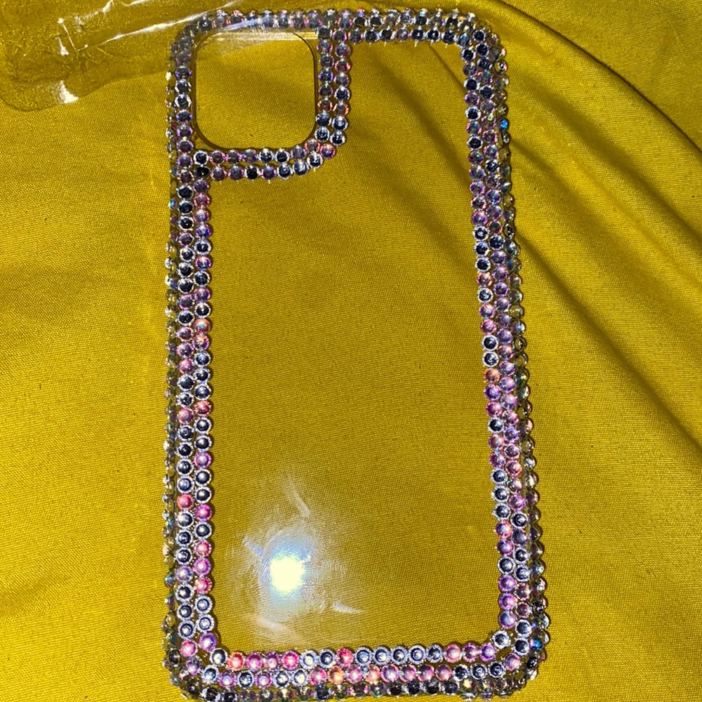 This is a brand new IPhone 11 case I brought it in the wrong size